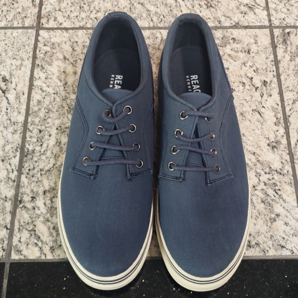 Brand new Reaction Kenneth Cole Mens  Shoes in size 10M